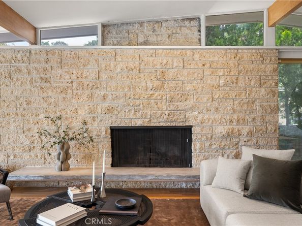 3511 Stonehill Place, Sherman Oaks CA 91423