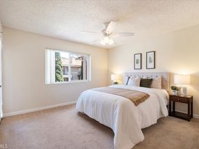 7405 Charmant Drive 2208, San Diego CA 92122