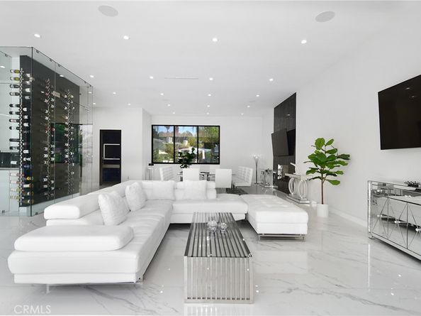16940 Knollwood Drive, Granada Hills CA 91344