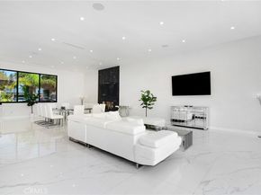16940 Knollwood Drive, Granada Hills CA 91344