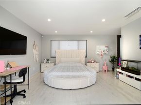 16940 Knollwood Drive, Granada Hills CA 91344