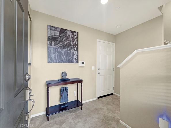 14665 Sherman Way, Van Nuys CA 91405