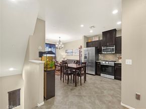 14665 Sherman Way, Van Nuys CA 91405