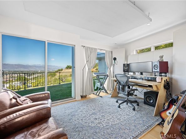 3631 Sunswept Drive, Studio City CA 91604