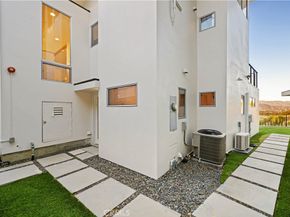 3631 Sunswept Drive, Studio City CA 91604