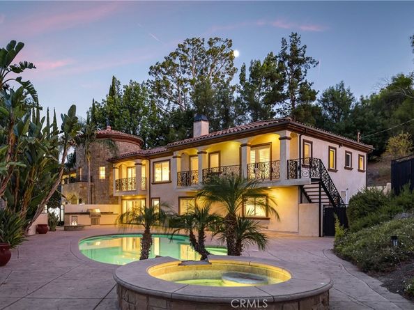 19554 Wells Drive, Tarzana CA 91356