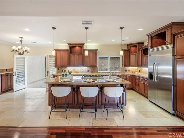 19554 Wells Drive, Tarzana CA 91356