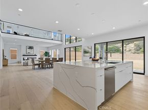 9531 N Andora Avenue, Chatsworth CA 91311