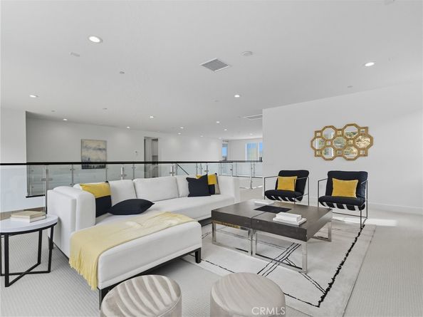 9531 N Andora Avenue, Chatsworth CA 91311