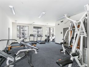 17735 Kinzie Street 112, Northridge CA 91325