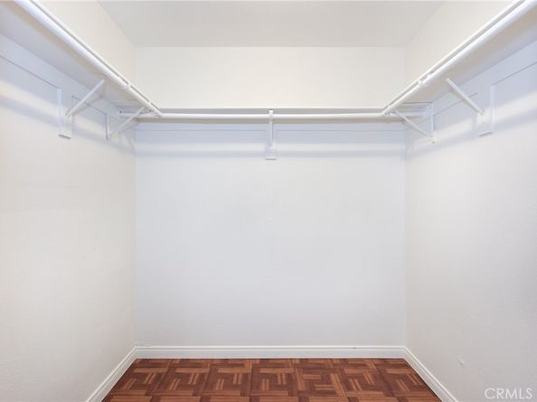 17735 Kinzie Street 112, Northridge CA 91325