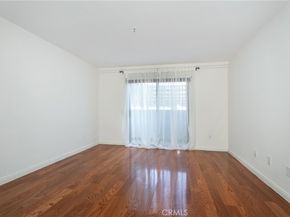 17735 Kinzie Street 112, Northridge CA 91325