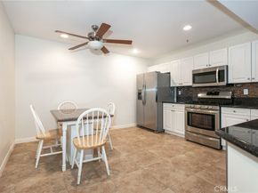 17735 Kinzie Street 112, Northridge CA 91325