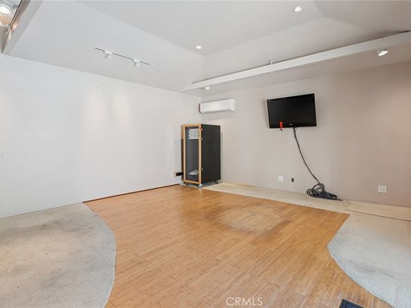 13530 Morrison, Sherman Oaks CA 91423