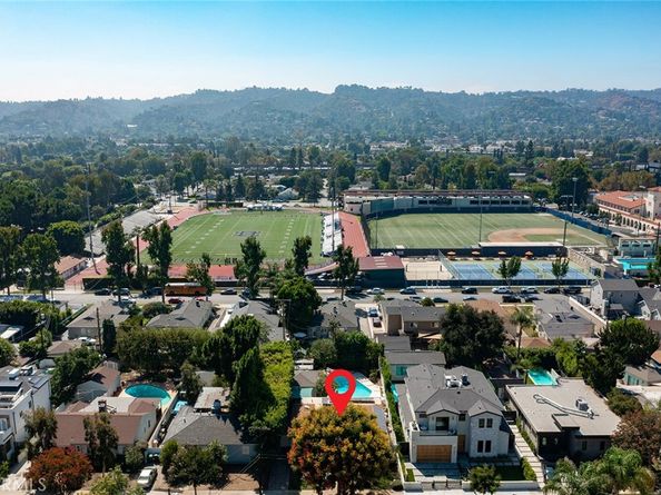 13530 Morrison, Sherman Oaks CA 91423