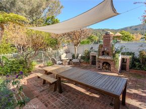 1724 Sombra Drive, Glendale CA 91208