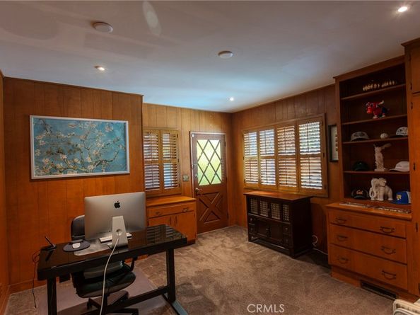 1724 Sombra Drive, Glendale CA 91208