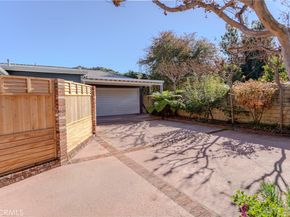 1724 Sombra Drive, Glendale CA 91208