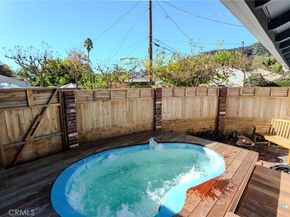 1724 Sombra Drive, Glendale CA 91208