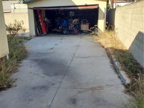 1933 W 43rd Place, Los Angeles CA 90062