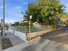 1921 20th, Santa Monica CA 90404