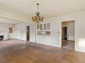 1921 20th, Santa Monica CA 90404
