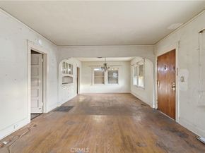 1921 20th, Santa Monica CA 90404