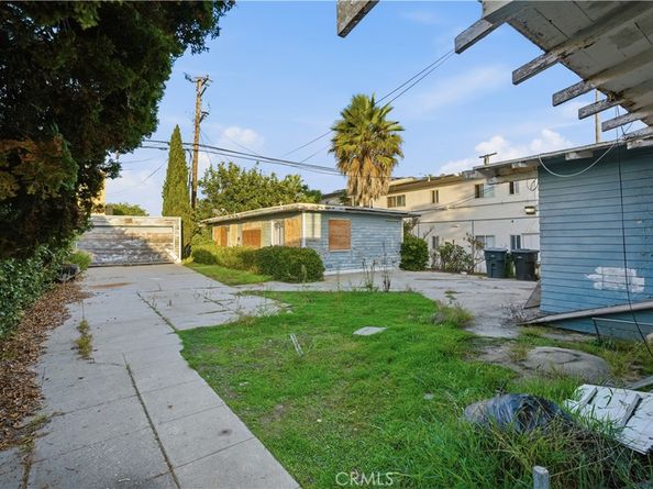 1921 20th, Santa Monica CA 90404