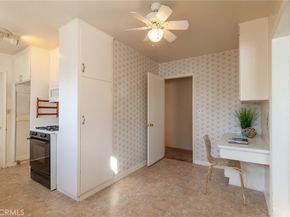 2237 N Valley, Burbank CA 91505