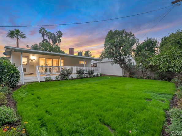 22051 San Miguel, Woodland Hills CA 91364