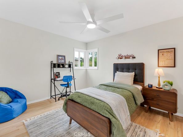 22051 San Miguel, Woodland Hills CA 91364