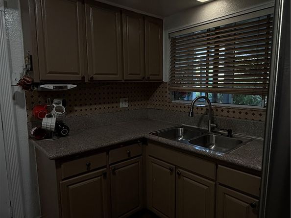 10900 Goss, Sun Valley CA 91352