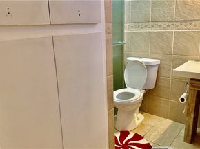 7904 Laurel Canyon 12, North Hollywood CA 91605