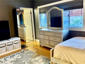 7904 Laurel Canyon 12, North Hollywood CA 91605