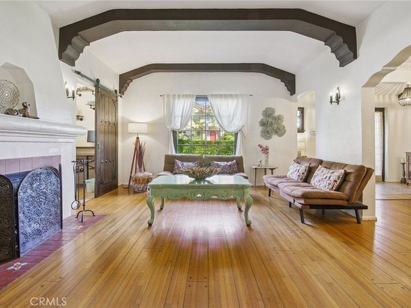 6100 Alcott Street, Los Angeles CA 90035