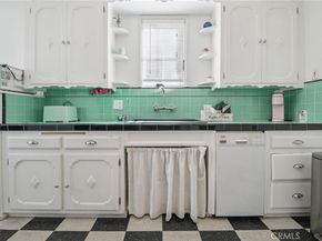 6100 Alcott Street, Los Angeles CA 90035