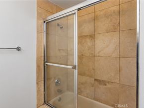 20253 Keswick Street 103, Winnetka CA 91306