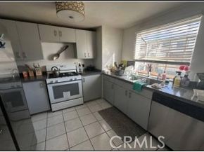 7658 Topanga Canyon, Canoga Park CA 91304