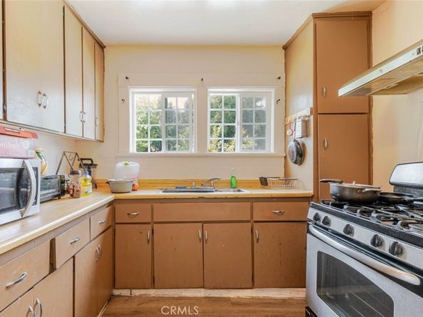 856 W 73rd Street, Los Angeles CA 90044