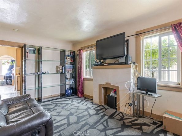 856 W 73rd Street, Los Angeles CA 90044