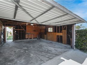 6900 Aura Avenue, Reseda CA 91335