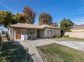 6900 Aura Avenue, Reseda CA 91335