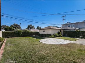 6900 Aura Avenue, Reseda CA 91335