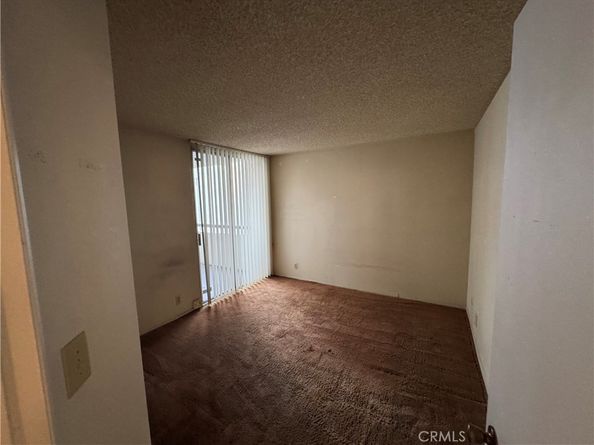 8535 W West Knoll 202, West Hollywood CA 90069