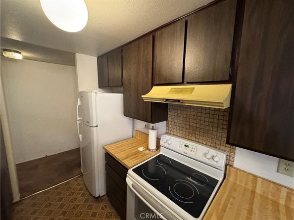 8535 W West Knoll 202, West Hollywood CA 90069