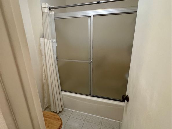 8535 W West Knoll 202, West Hollywood CA 90069