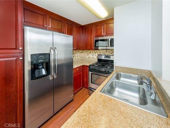 5545 Canoga Avenue 320, Woodland Hills CA 91367