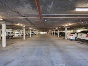 5545 Canoga Avenue 320, Woodland Hills CA 91367