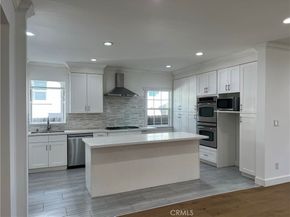 1019 S Gramercy, Los Angeles CA 90019