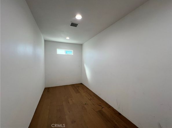 1019 S Gramercy, Los Angeles CA 90019